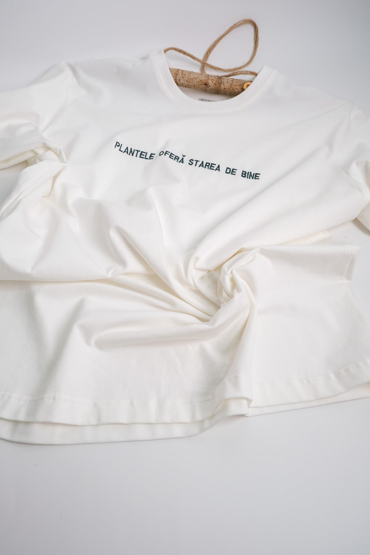 Tricou Verde Plantele oferă stare de bine Verde
alb