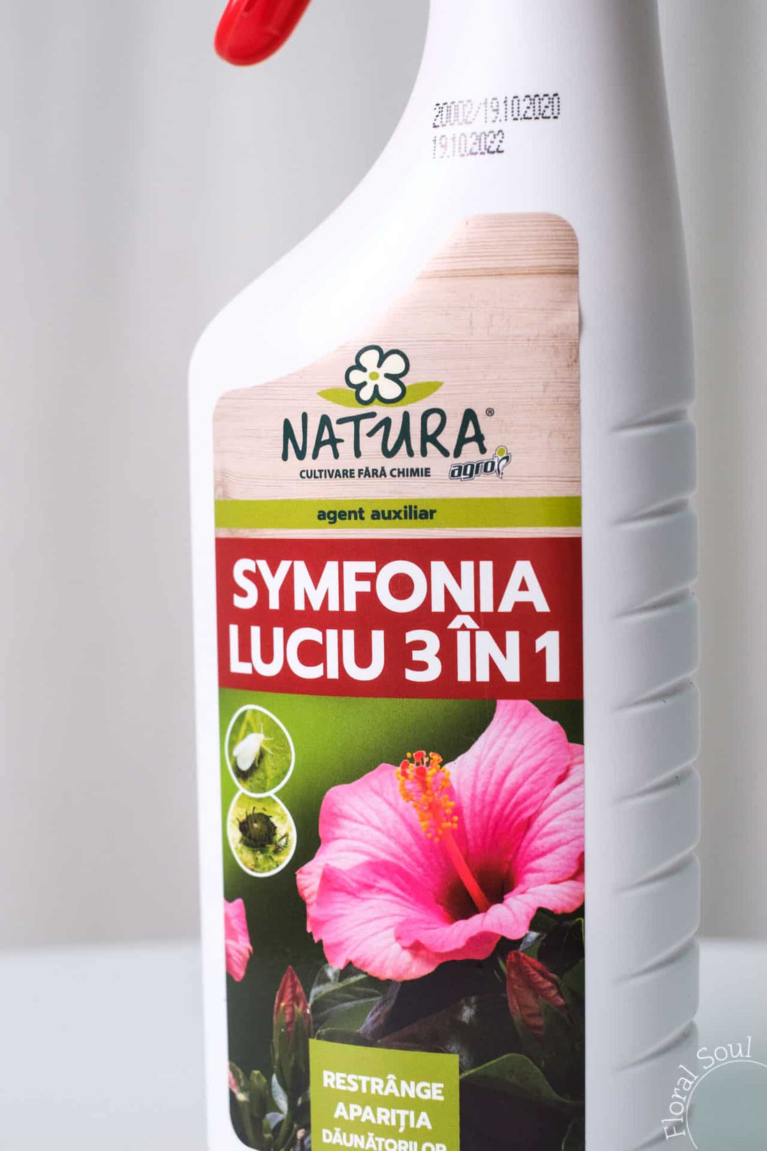 Ulei luciu și combatere dăunători