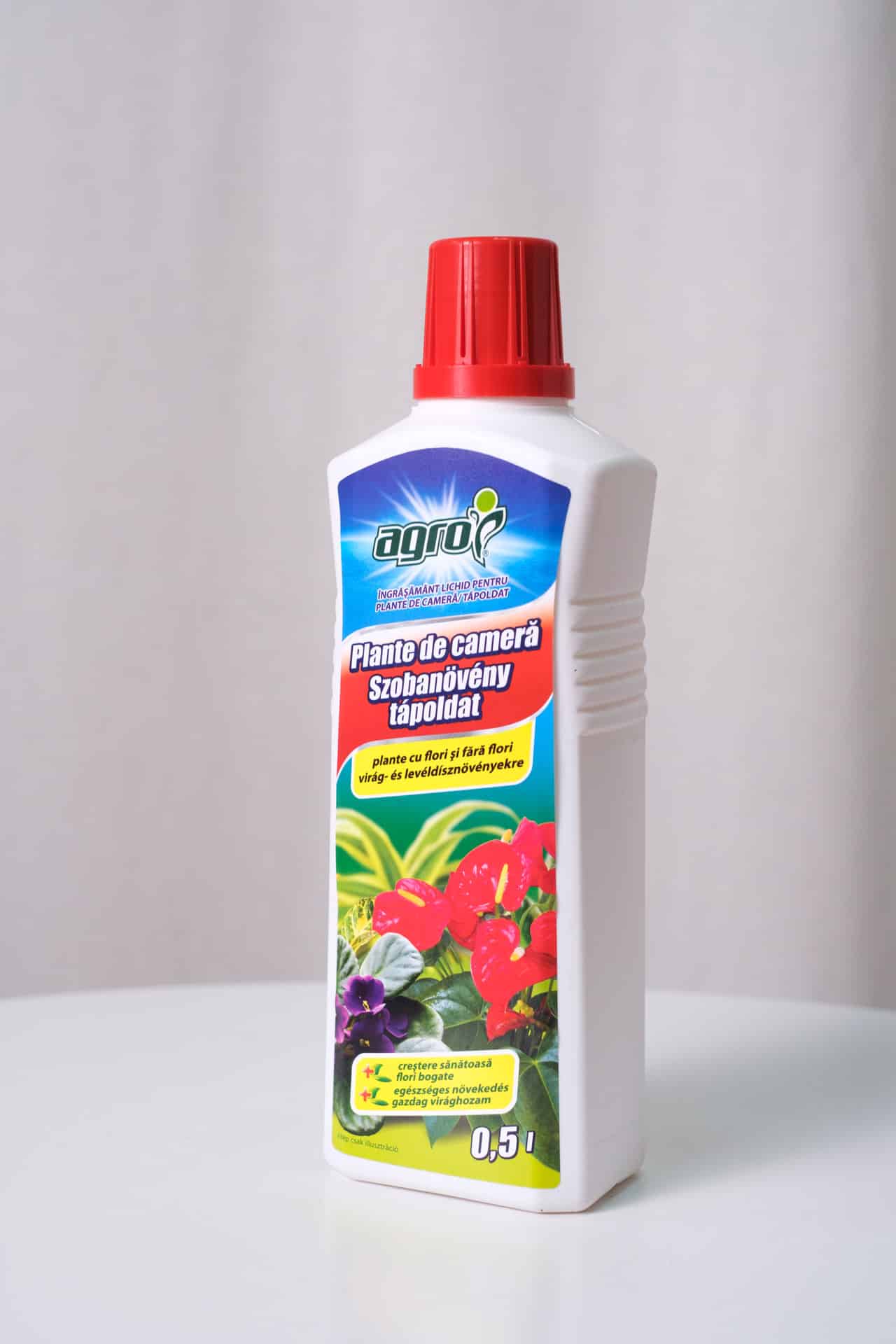 Ingrasamant lichid Universal